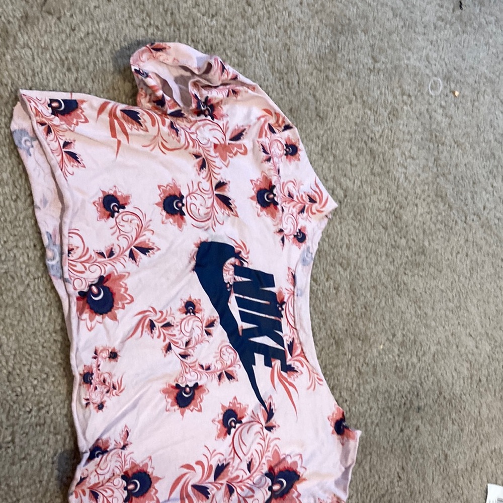 Cropped Nile shirt